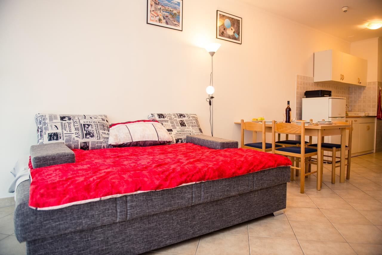 Studio Jere Near Sea Split Exterior foto